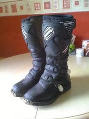 motorcross boots size 7